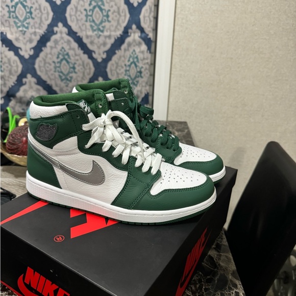 Air Jordan 1 retro OG - Picture 2 of 5